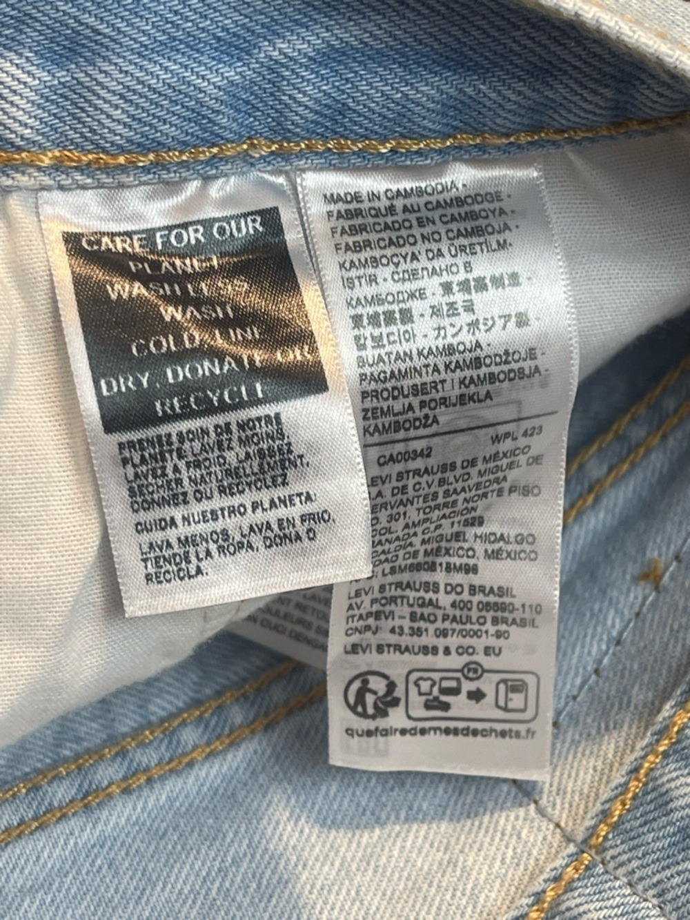 Levi’s 501 Original High Rise Denim Shorts Light Wash Distressed Cut Off Size 30 - Picture 4 of 11